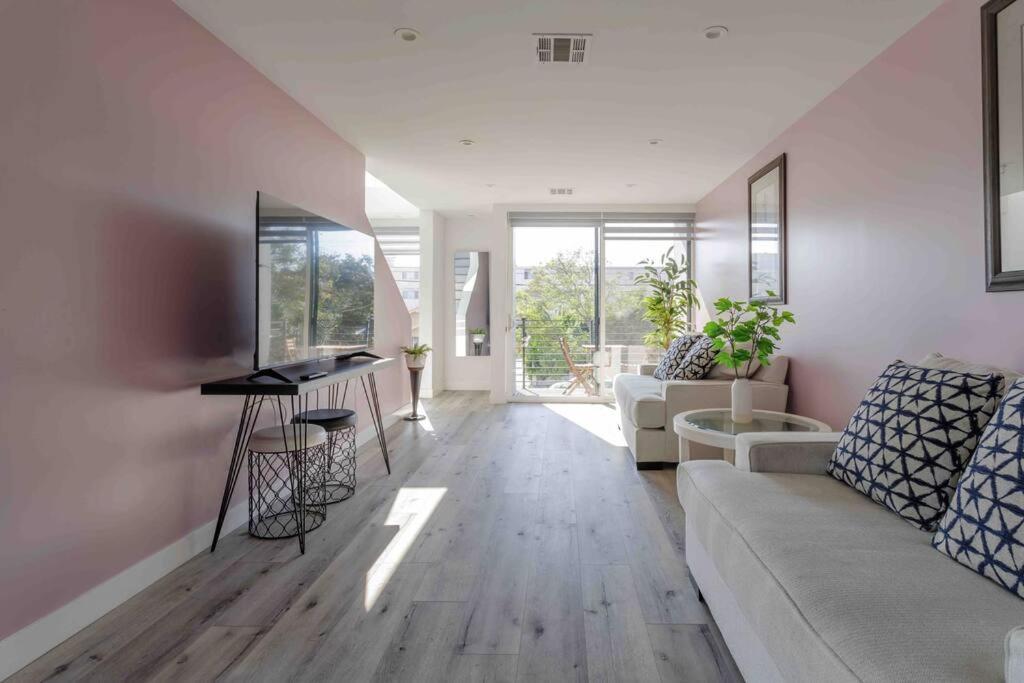 Willa Stunning Hollywood Townhouse With Sunny Views Los Angeles Zewnętrze zdjęcie