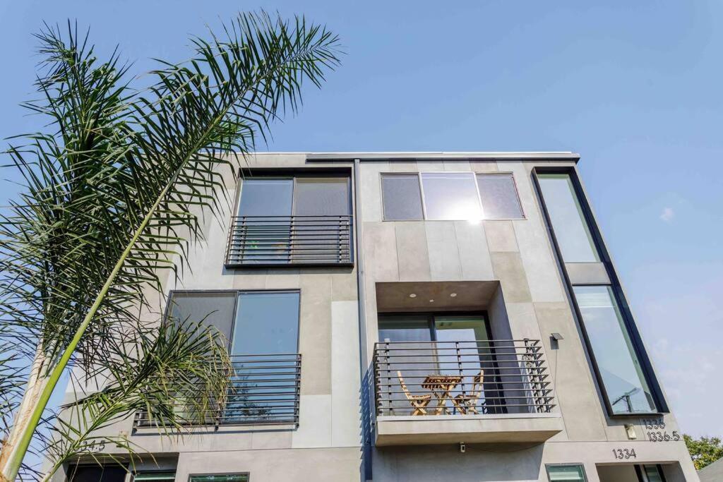 Willa Stunning Hollywood Townhouse With Sunny Views Los Angeles Zewnętrze zdjęcie